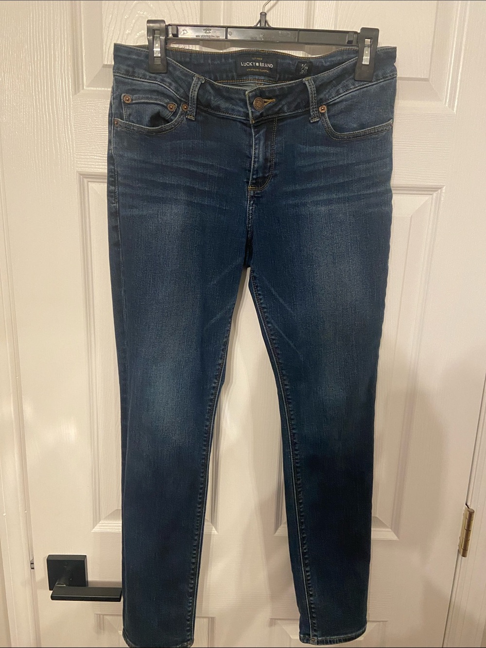 Lucky Brand Indigo Skinny Jeans with Subtle Fading